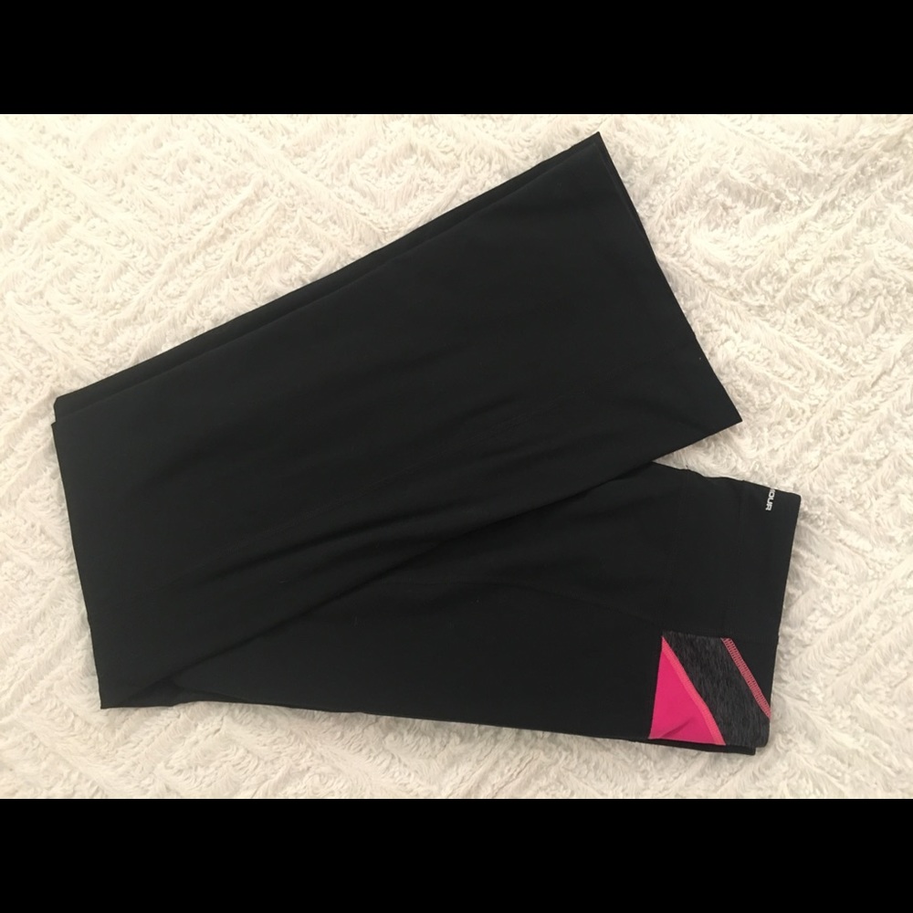 🏋️‍♀️ Under Armour Workout Leggings
